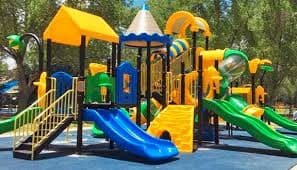 Instalación de Equipamiento infantil en Plazas